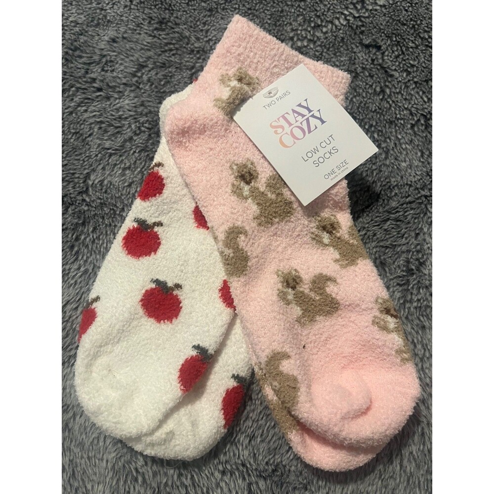 NWT Stay Cozy Low Cut Comfy Socks - Two Pairs Squirrels, Apples - One Size